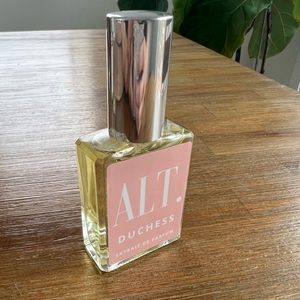 ALT fragrances Duchess 1oz
